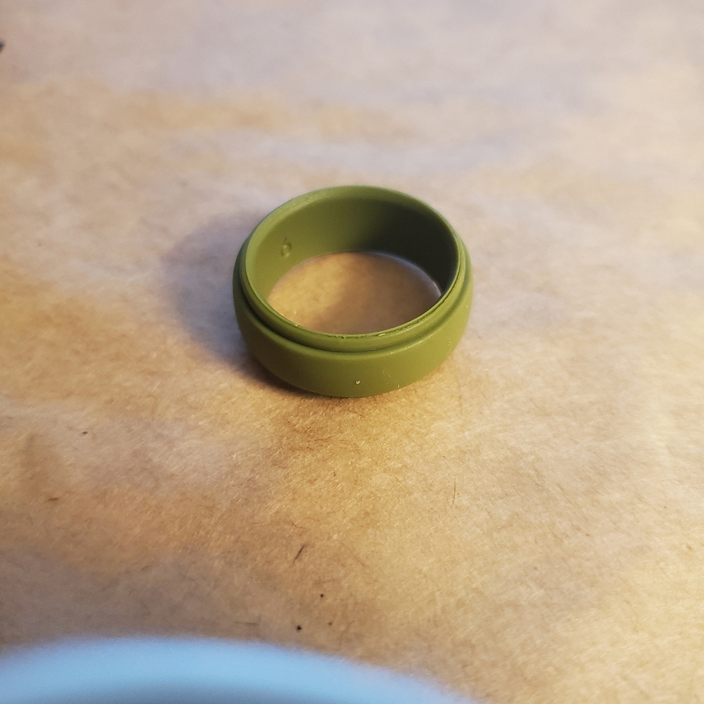 Silicone Wedding Band Olive Green 8 UNISEX LGBTQ